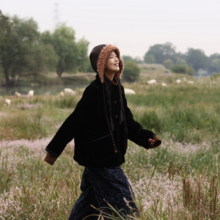 慢慢变蓝原创 细腻丝绒棉衣文艺小众桑蚕丝外套翻领 荼