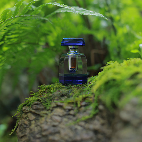 沉香精油安神助眠香薰
