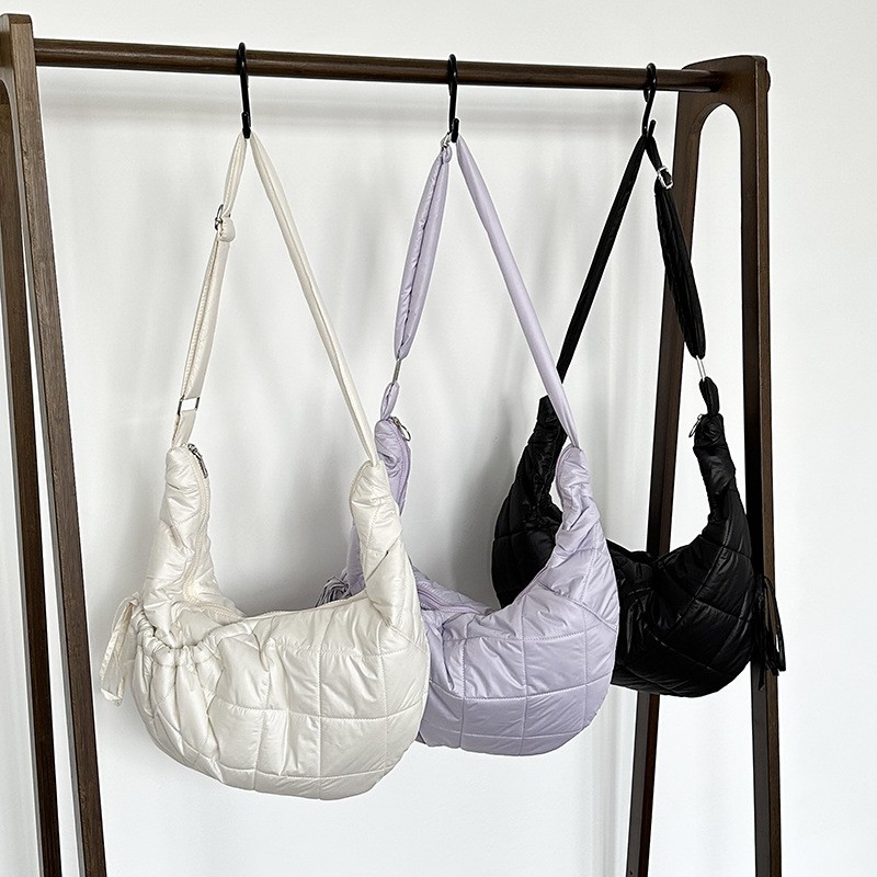 大容量尼龙包包2025新款时尚百搭轻便饺子包流行休闲高级感斜挎包