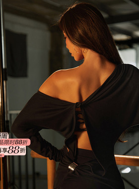 ZYM【捕梦网】连衣裙斜肩女生拉丁舞练功服微喇袖子遮肉肉25087