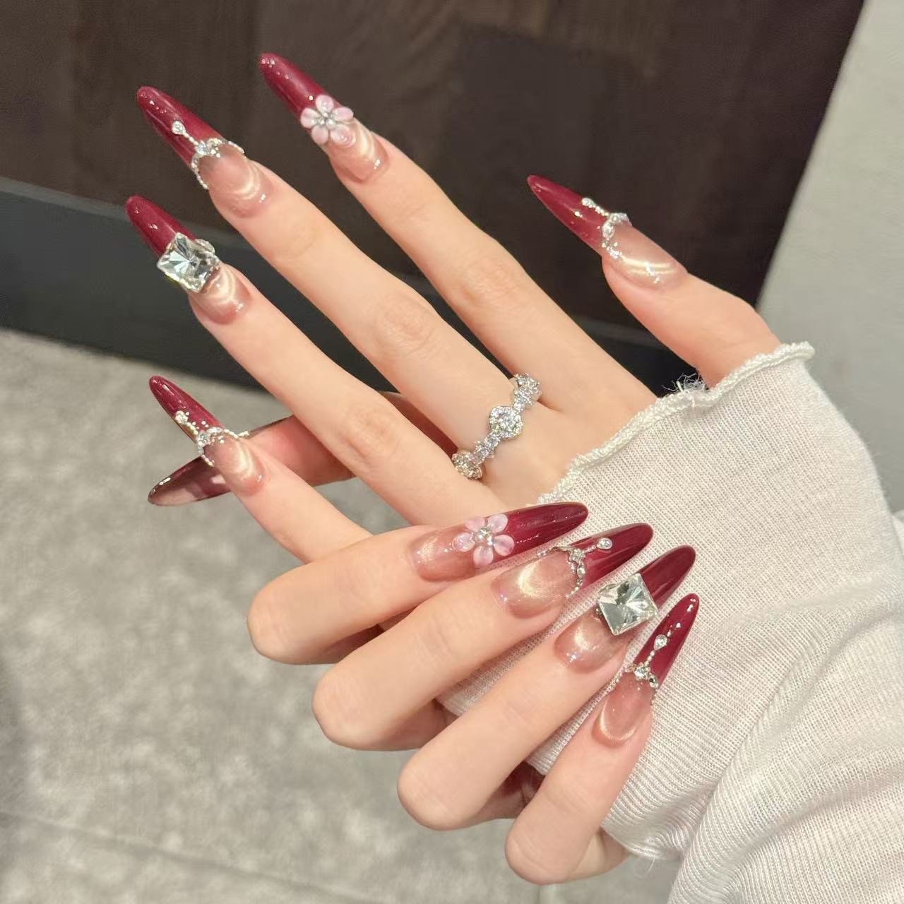 高级感【粉咖渐变】纯手工穿戴甲2025秋冬新款显白法式中长款美甲