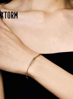 18K Liberto极简风格设计 VIXTORM AU750黄金手工手镯（带证书）