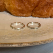 人生万岁 极小尾戒女细圈s999足银滴釉字母素圈银戒指闭口可调节