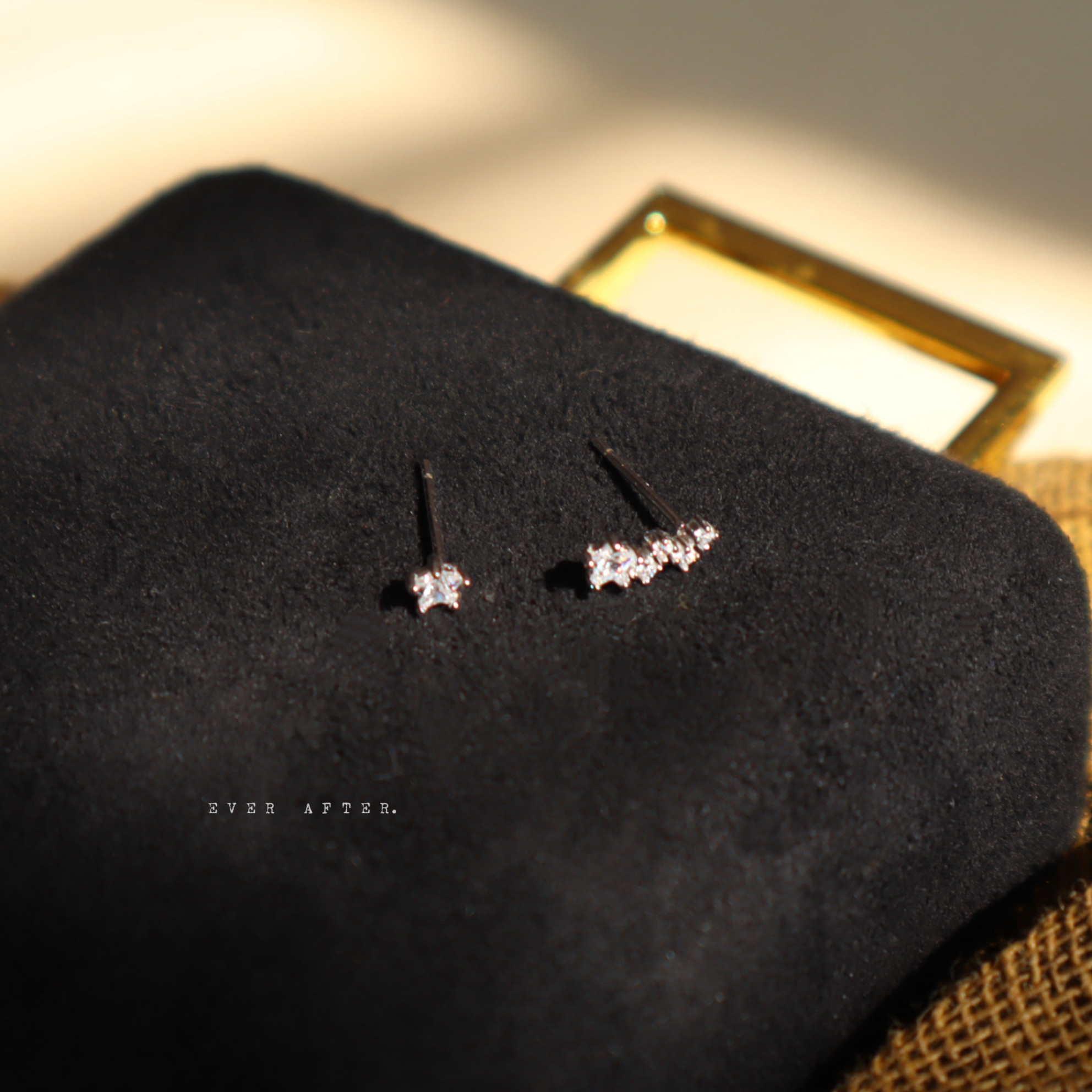 银色不对称设计感星星耳钉女s925纯银五角星耳垂钉双耳洞韩系耳饰