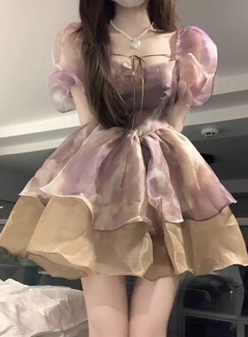 小众超仙纯欲风泡泡袖紫色连衣裙夏季高级感甜辣妹蓬蓬公主短裙女