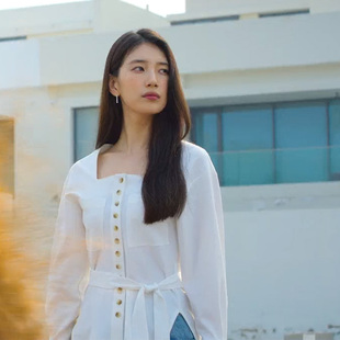 JLCOUTURE许愿吧精灵裴秀智同款法式复古方领长袖白色衬衫上衣女