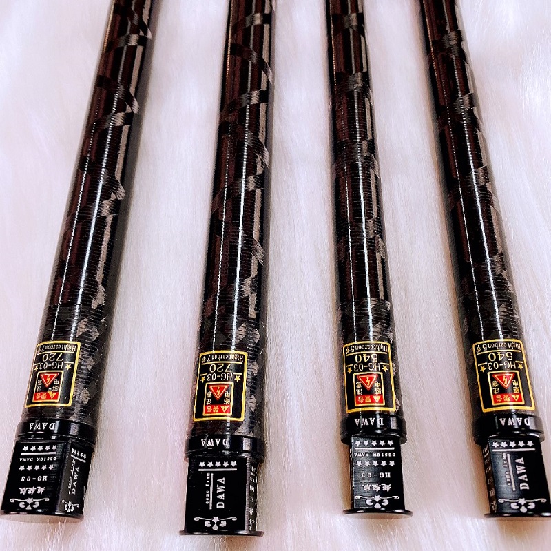 鲤鱼竿新款hg-03鱼竿超轻超硬台钓竿28调鲫dawa高碳素手竿