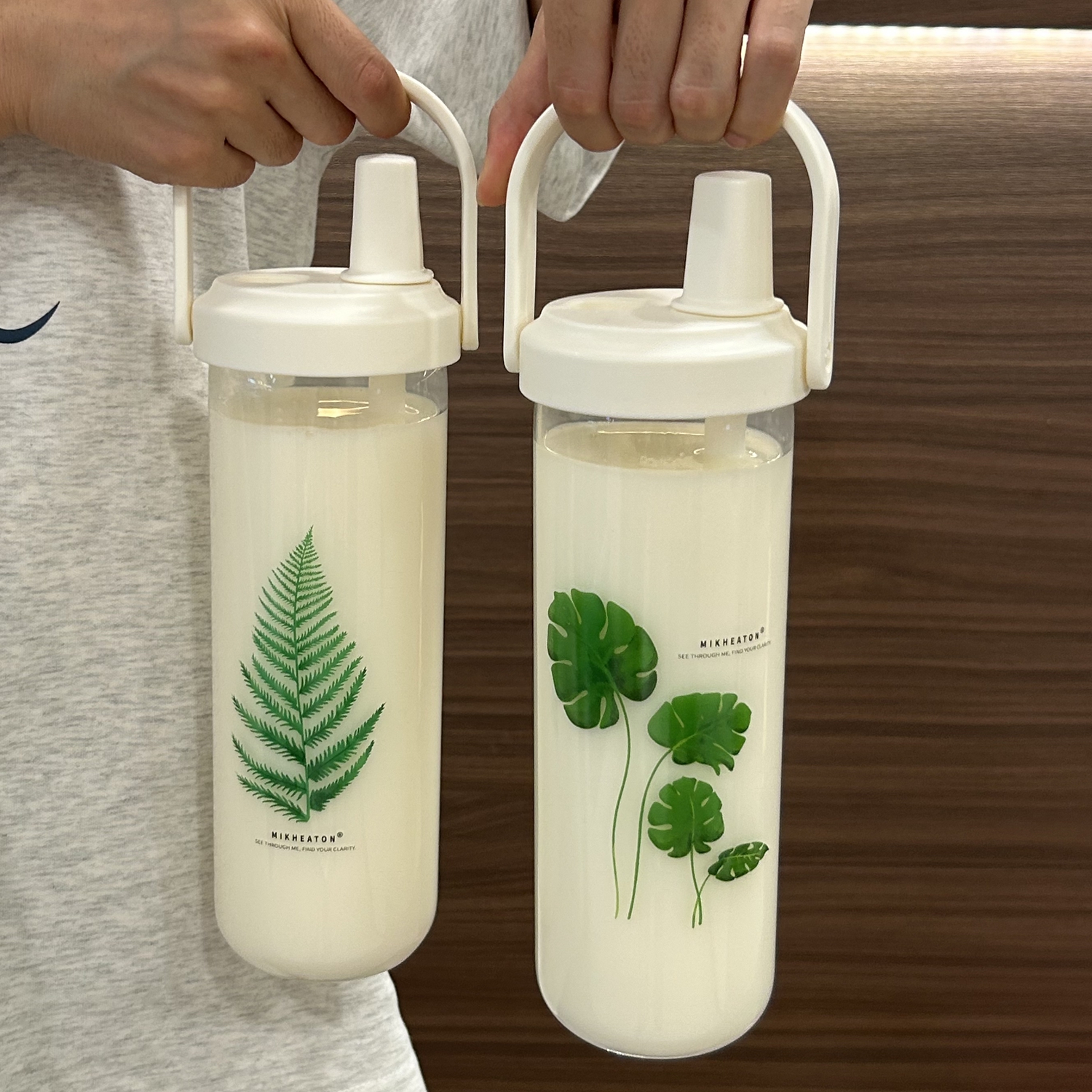 ins树叶手绘风女生粗吸管高颜值