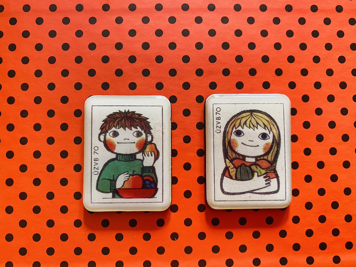 出口日本复古男孩女孩冰箱贴一组两枚入