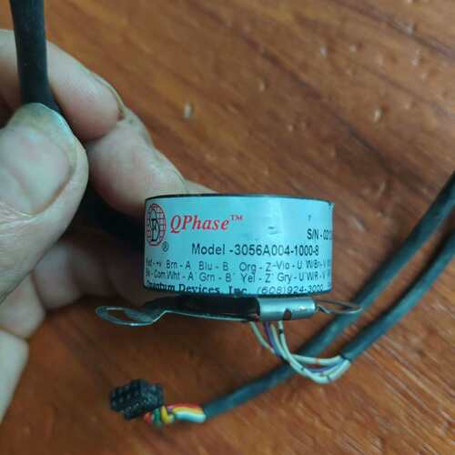 维修QPhase编码器3056A004-1000-8编码器，Qu议价