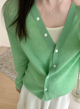 韩系温柔风纯色V领针织开衫女 早春薄款细羊毛长袖外搭防晒上衣