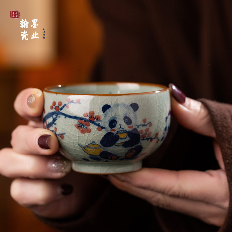 景德镇陶瓷老陶泥开片梅花熊猫罗汉杯手工手绘主人杯个人专用茶杯