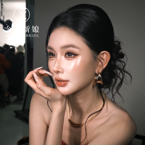 2026新款极简金属新娘耳饰项链套装小众高级晚宴婚礼跟妆轻奢配饰