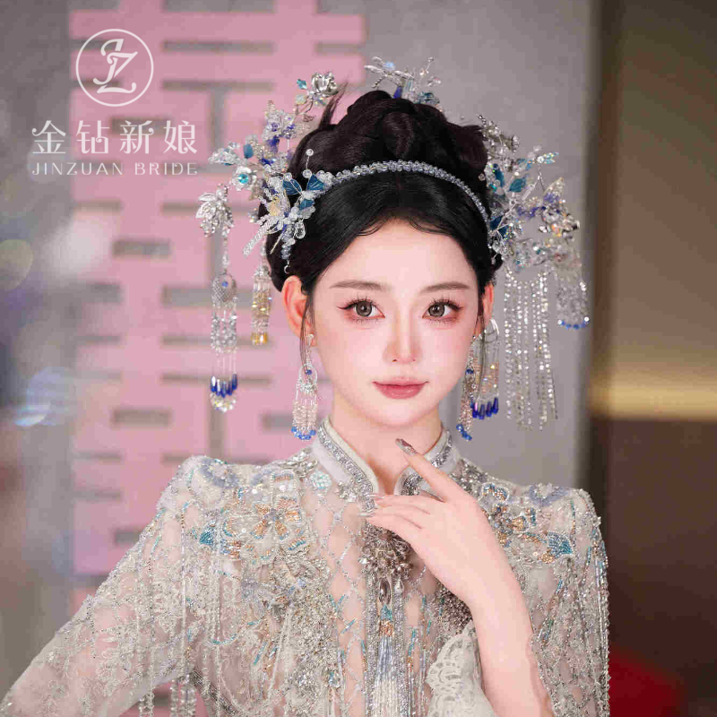 重工结婚流行发饰秀禾头饰夏季蓝色减龄高级新娘发饰2025新款高端