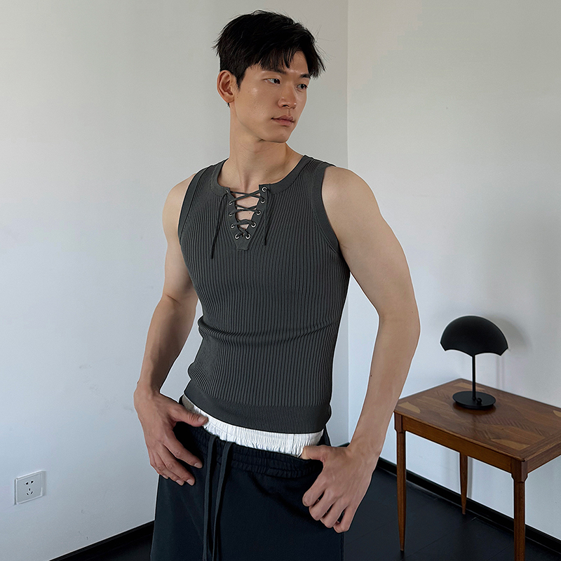 【现货】weave 性感纯欲 肌理凉感绑带 黑/军绿色V领修身针织背心