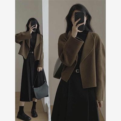 赫本风短款毛呢外套女秋