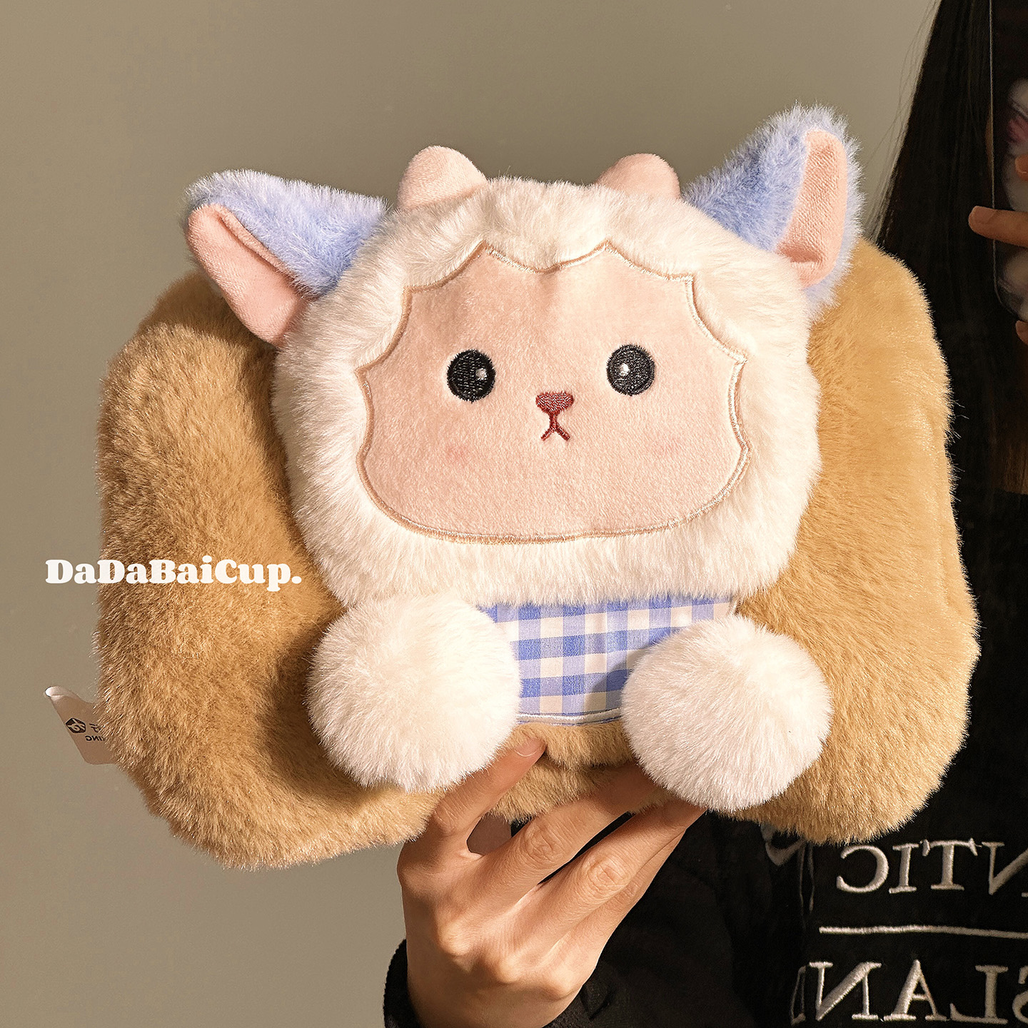 可爱小羊热水袋充电防爆电热暖手袋女生冬季暖手敷肚子暖宝宝暖床