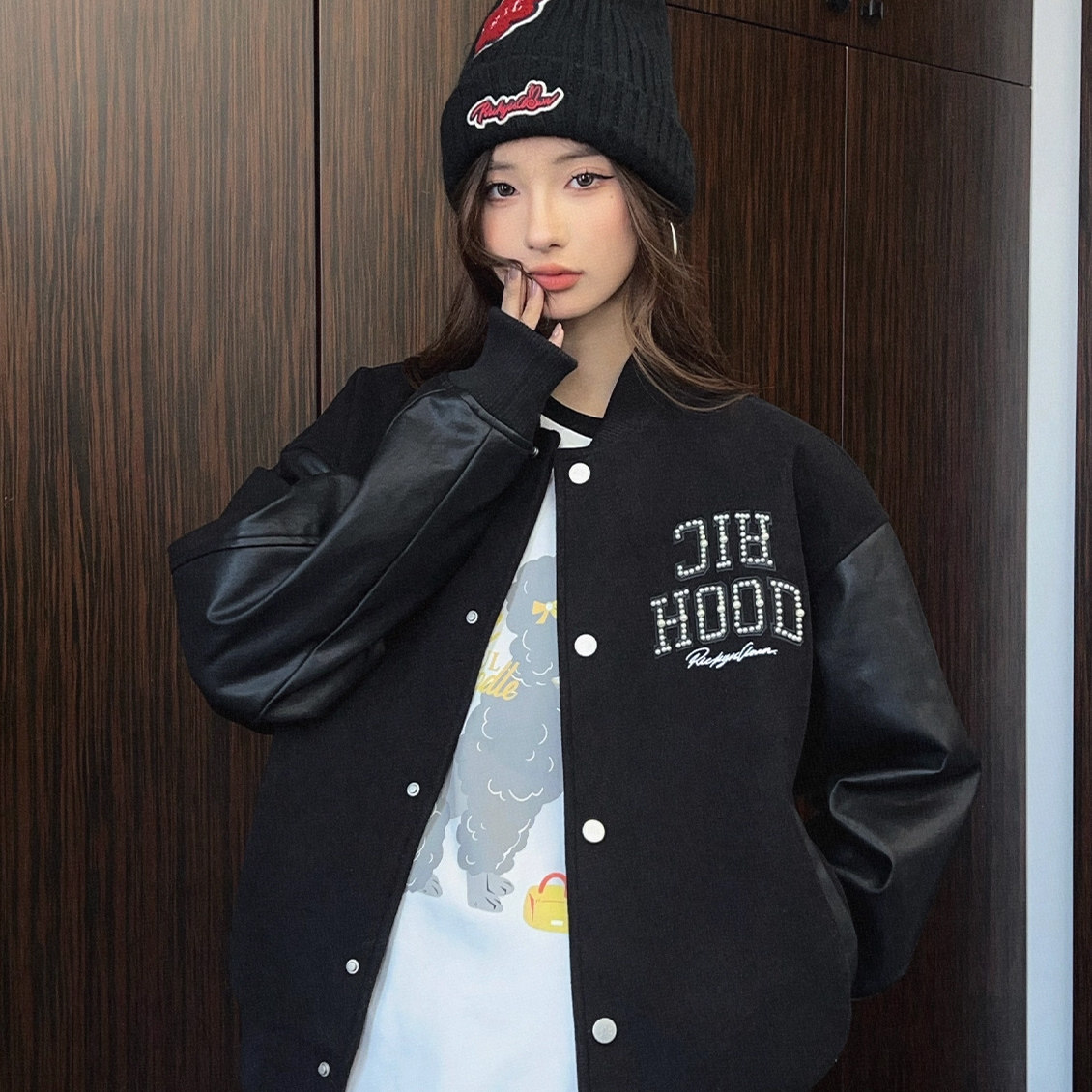 RIC珍珠棒球服夹克情侣装图片