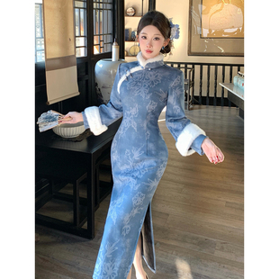 复古蓝色冬季可以上班穿的旗袍女新中式绝美气质麂皮绒冬装连衣裙