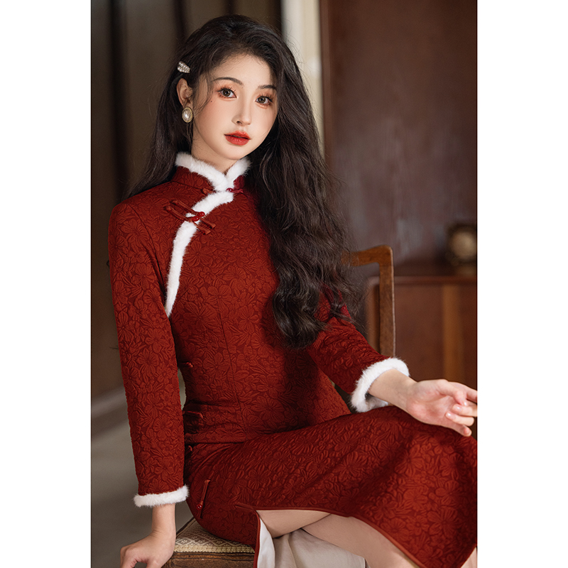 新中式红色旗袍2025新款秋冬季长袖年轻款提花加绒加厚订婚敬酒服