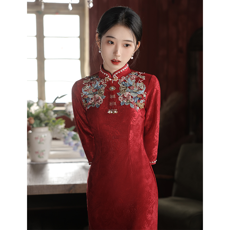 红色中式新娘结婚敬酒服旗袍长袖