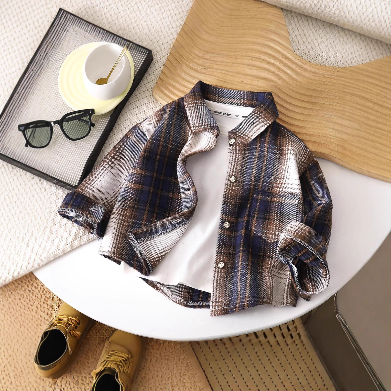 儿童长袖男童衬衣宝宝新款韩版春秋娃娃衫女童格子翻领衬衫外套潮