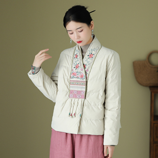炫织梦复古国风羽绒服女2025秋冬V领重工刺绣民族风流苏轻薄上衣