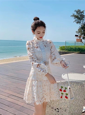 新款明星同款修身收腰白色蕾丝连衣裙女士连衣裙裙子