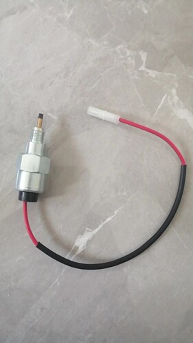 RGV12100RGV13100T电磁阀化油器电磁阀斯巴鲁罗宾发电机电磁阀