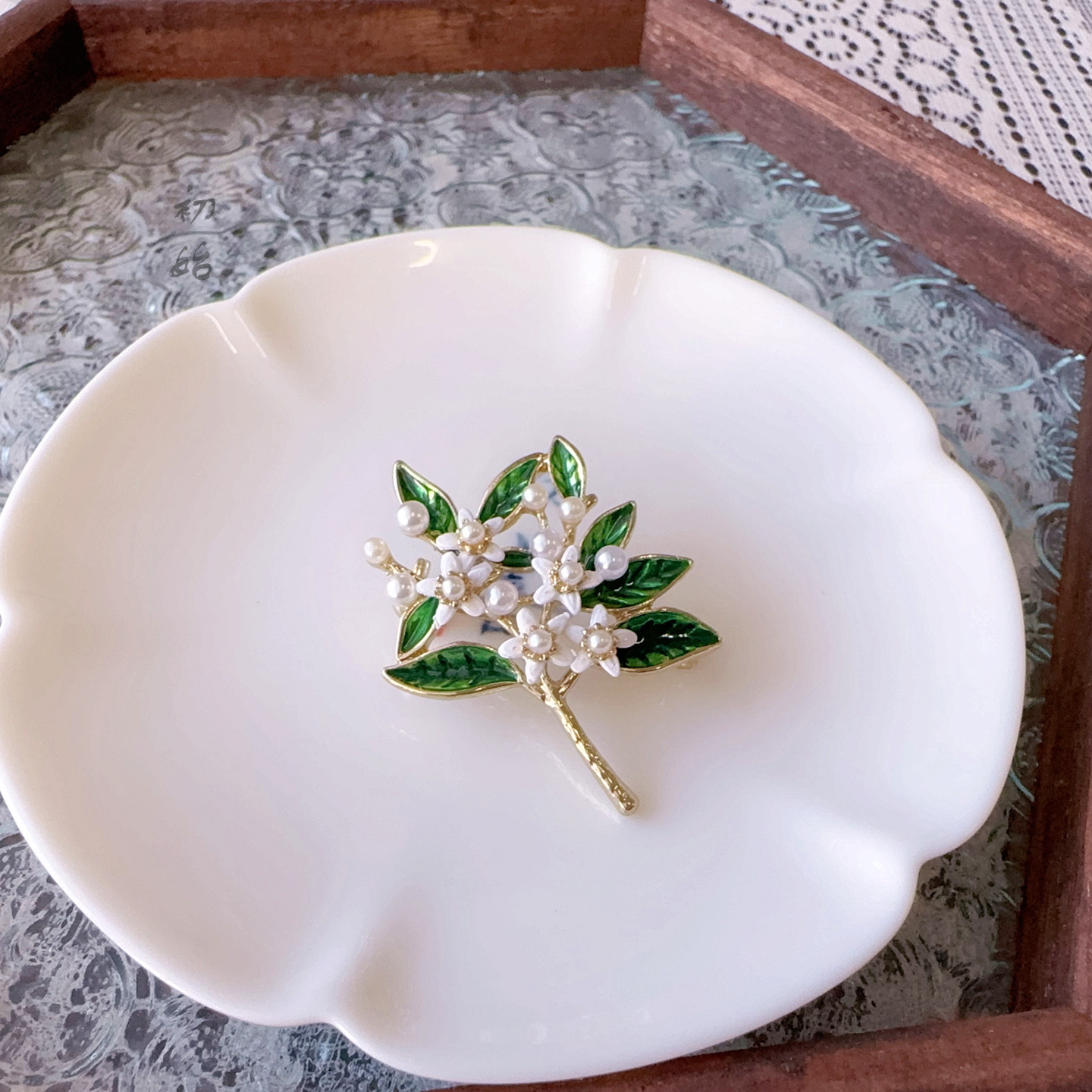 文艺范礼品珍珠树叶胸针外套礼服胸花别针配大衣毛衣开衫配饰男女