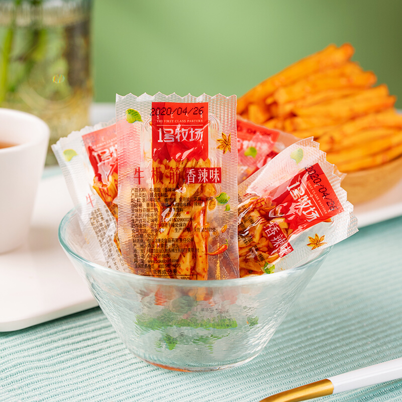 1号牧场牛板筋香辣烧烤独立小包装辣条正宗内蒙古零食特产500g