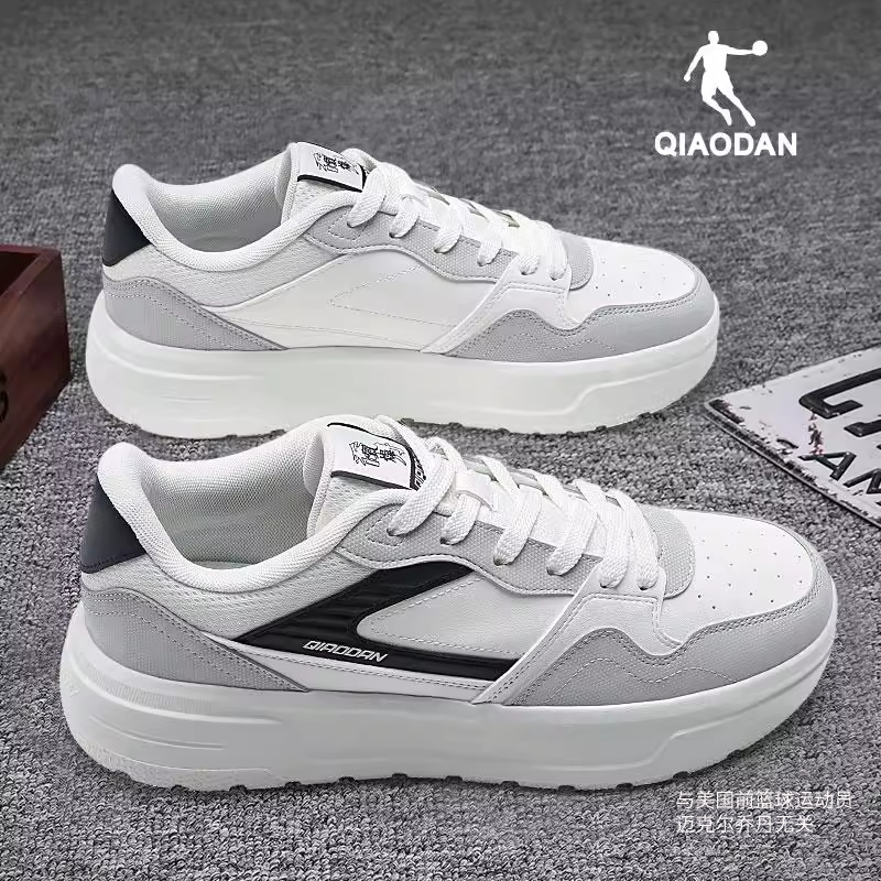 乔丹男鞋板鞋2025春季新款运动鞋轻便透气小白鞋减震青少年休闲鞋