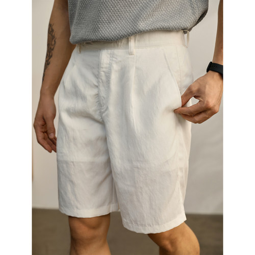 LUUD 夏季百搭薄款莱赛尔褶皱肌理中裤男士透气休闲白色直筒短裤