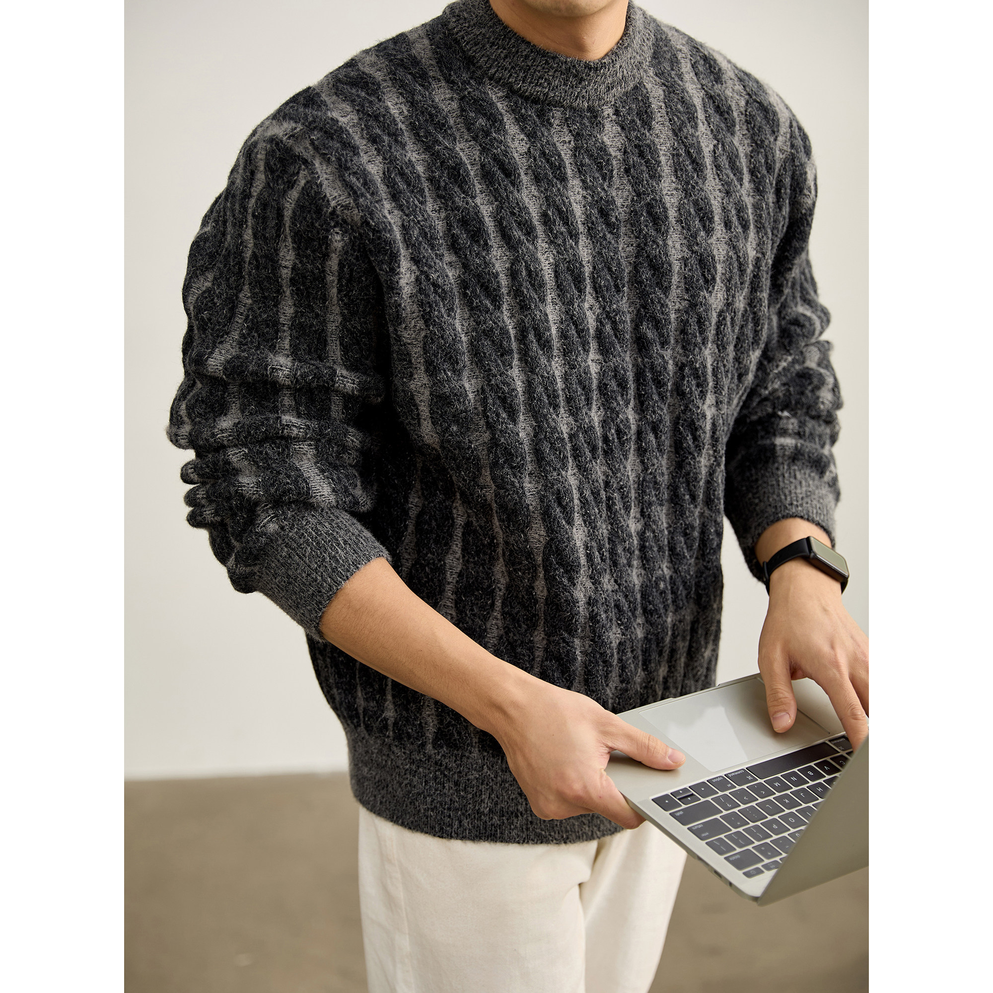 LUUD 肌理感绞花圆领针织衫男冬季1000g重磅慵懒风北极绒保暖毛衣,男装,针织衫/毛衣,淘宝优惠券,粉丝福利购,淘宝优惠卷