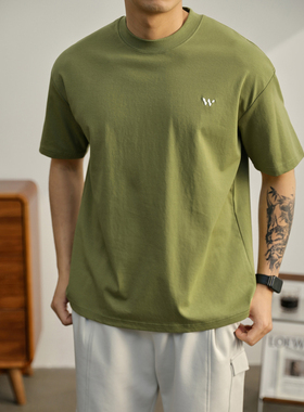 LUUD 芥末绿青春潮流小刺绣T恤男生夏日休闲落肩上衣洗水棉短袖衫