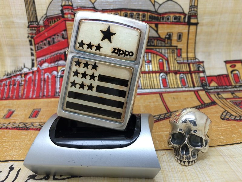 原装 1994年J全新镀银星条旗变色龙贴章防风打火机 ZIPPO/芝宝
