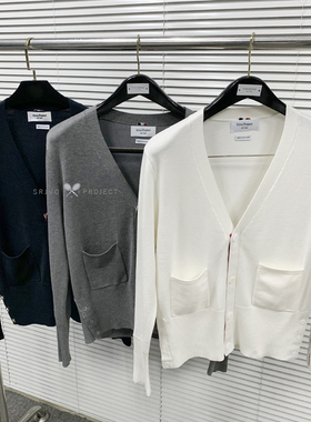 新款 经典tb四杠条纹理纹男女红白蓝织带纽扣针织毛衣开衫