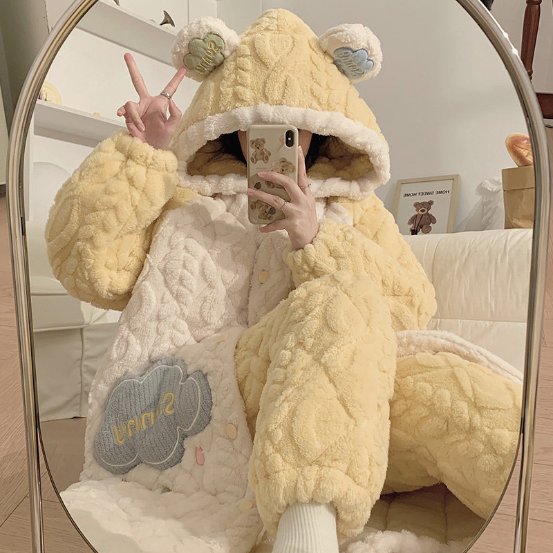 特厚珊瑚绒睡袍女款秋冬季加绒三层夹棉袄冬天加厚睡衣家居服套装