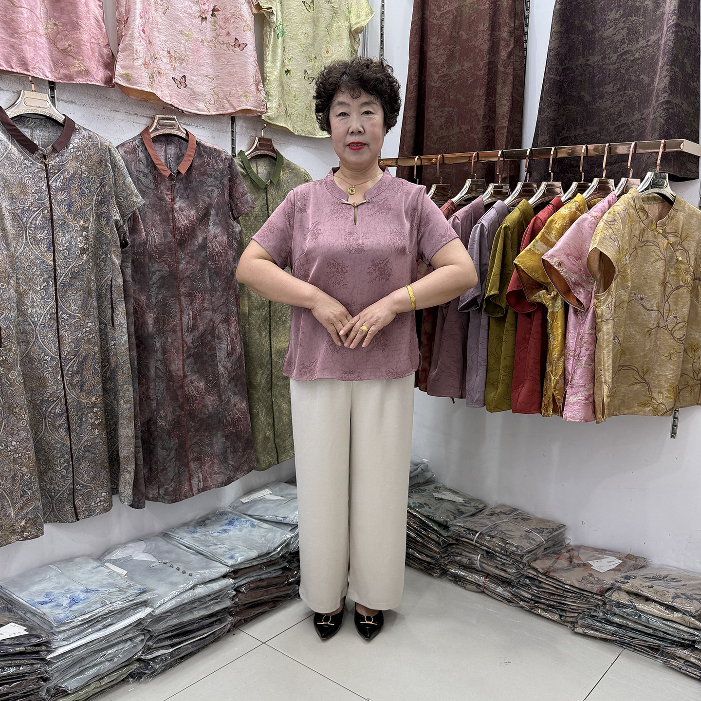 【主推】妈妈新中式水滴领暗纹T恤短袖2026夏装休闲洋气奶奶套装
