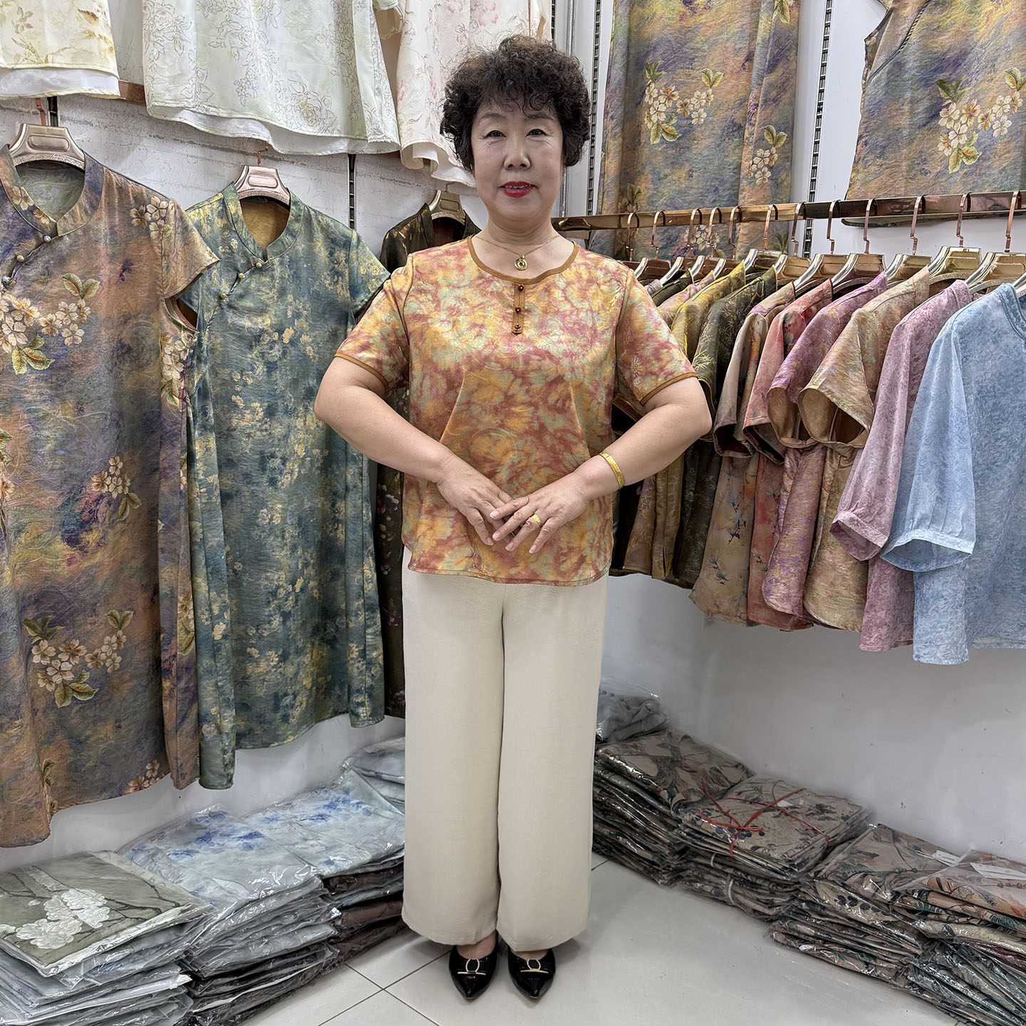 中老年女装夏季短袖T恤女2026复古晕染碎花圆领上衣奶奶两件套1
