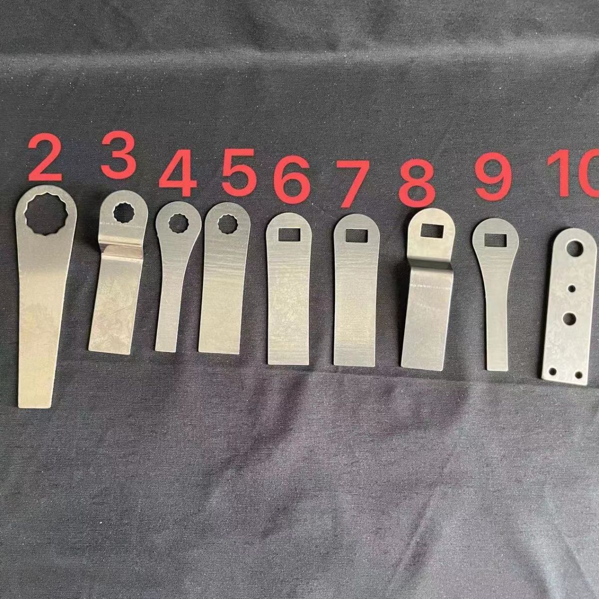 气动电动左右摆散打机配件刮刀片铁片往复式打磨机底盘厂家直销