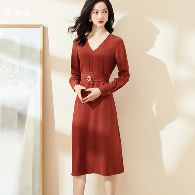 气质通勤纯色V领长袖中长裙