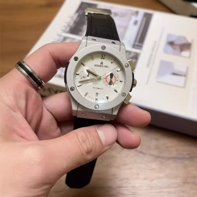 恒宝时尚经典五针潮流休闲男腕表