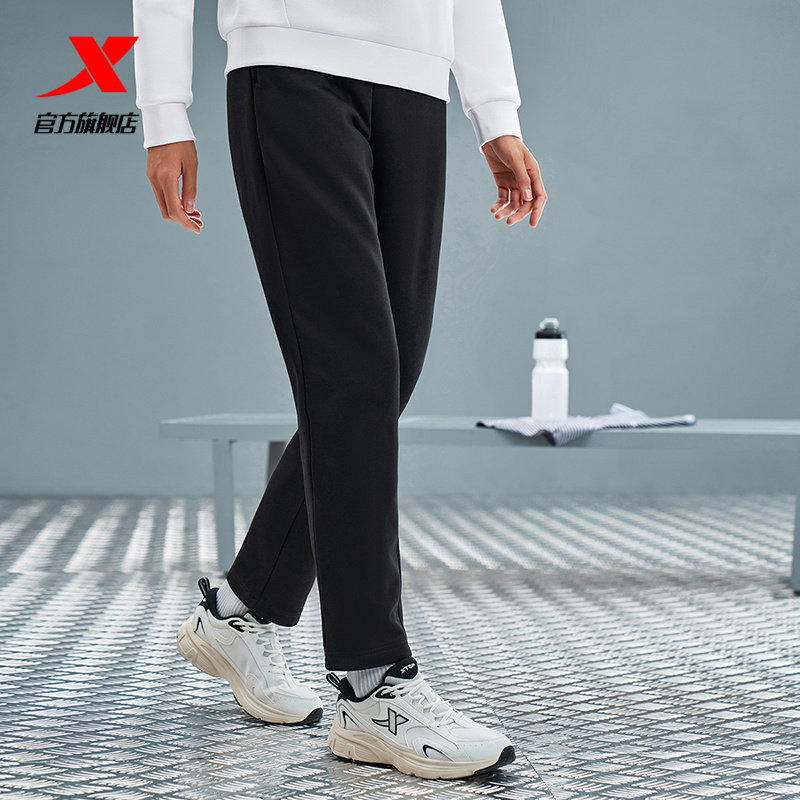 特步迎寒跃冬2025冬季新款直筒平口针织女子运动长裤976428630106