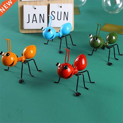 Desktop Decor Cartoon Ant Shaped Metal Artware Decorative