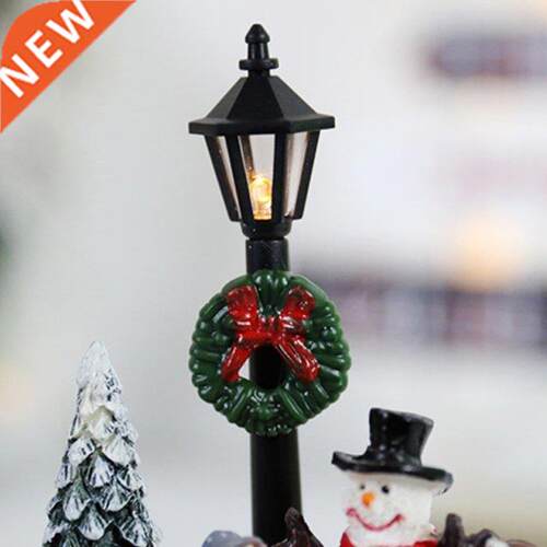 Christmas Village Scene Xmas Tree Snowman Resin Ornament wit
