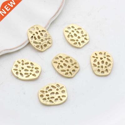 Znc Alloy Golden Hollow Dstorted Geometrc Flower Charms L