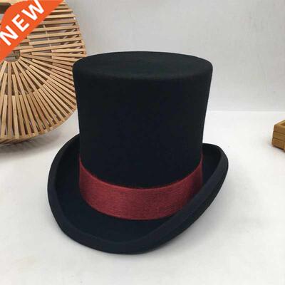 British wind in Europe and the gentleman cap stage performan