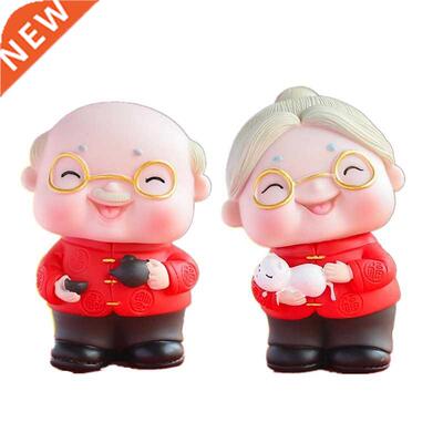 Cute Old Man And Old Lady Baking Cake Decoration Loving Coup