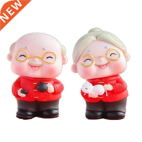 Cute Old Man And Old Lady Baking Cake Decoration Loving Coup